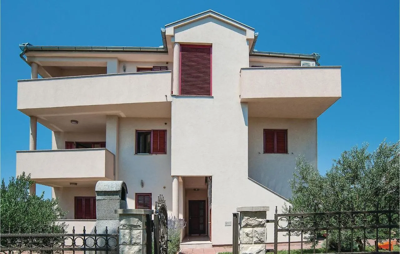 3 Bedroom Beautiful Apartment In Biograd Opatijski Torovi