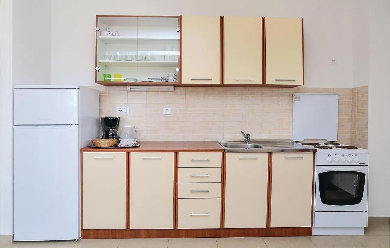3 Bedroom Beautiful Apartment In Biograd Opatijski Torovi